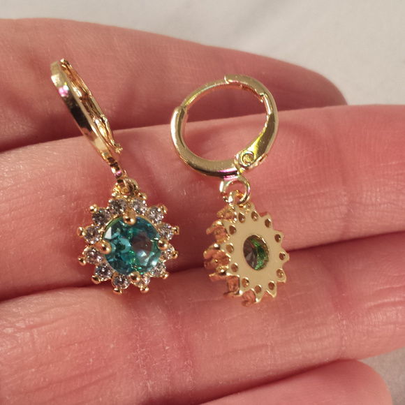 18k GF Blue Topaz Zircon Sunflower Earrings - Picture 3 of 3